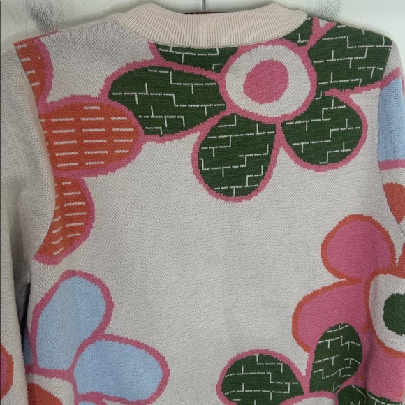 THML Cream Floral Knit Sweater Size Medium - Picture 11 of 13